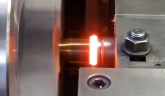 �~�XĦ������