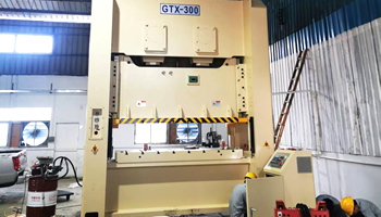 �z�y����