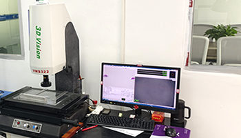 �z�y����